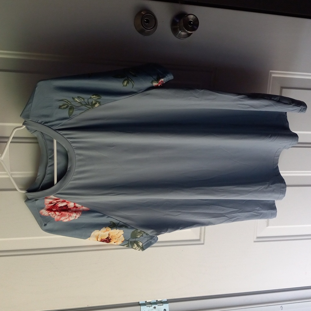 XL shirt